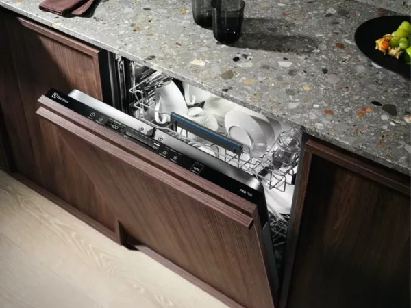 Electrolux EES47310L dishwasher cm. 60 - 13 covered - total integrated - Image 4