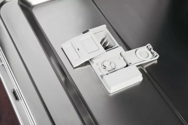 Hotpoint Ariston HIC3C34 Total integrated dishwasher 60 cm - 14 place settings - Image 3
