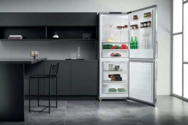 Hotpoint Ariston HA70BI 31 S Freestanding refrigerator with freezer cm. 70 hours 195 - lt. 462 - aluminum - Image 5
