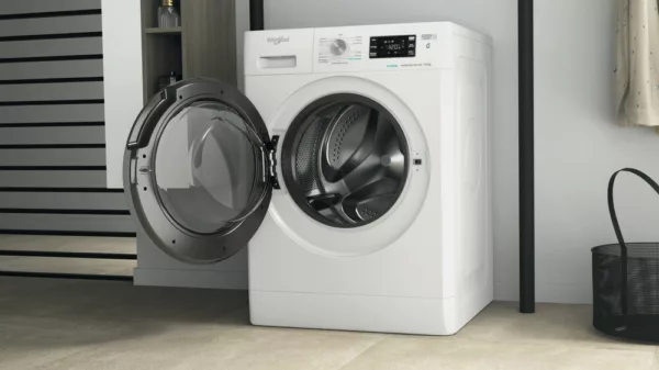 Whirlpool FFB 1046 SV IT 60 cm washing machine - 10 kg capacity - white - Image 5