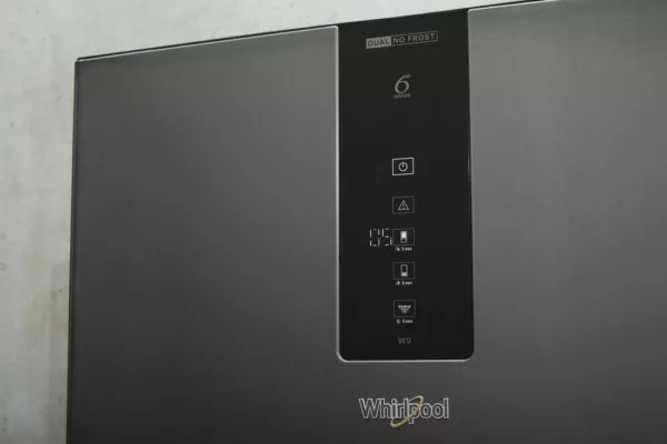 Whirlpool W9 931D KS 3 Freestanding refrigerator with freezer cm. 60 - h 201 - l. 355 - black - Image 6